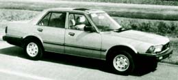 Хонда Аккорд 1981 года. 1,6-литровый двигатель развивал 90 л. с., 1,8-литровый — 97 л. с.