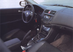 Honda Accord Type-S седьмого поколения - салон