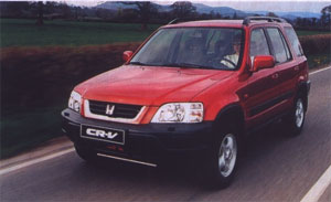 Honda CRV комплектовалась двумя типами КПП: 5-ступенчатой механической и 4-диапазонным "автоматом"