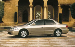 Honda Accord 1.6 16V (Europa) фото