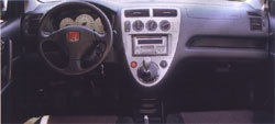 Honda Civic Type-R - Стандартную переднюю панель 3-дверного Honda Civic Type-R оживила серебристая пластиковая вставка